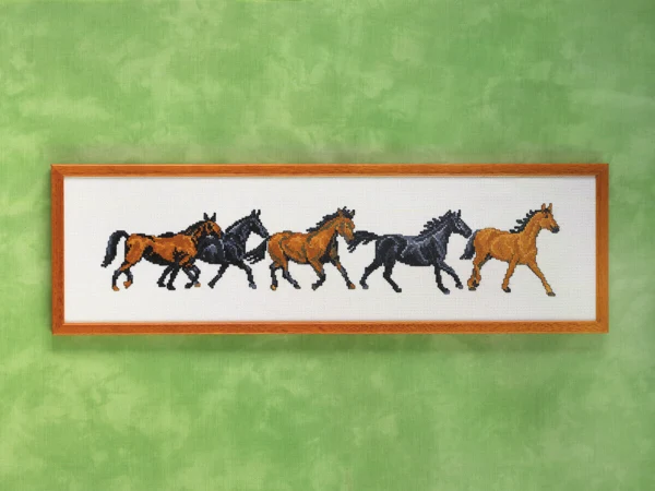 Broderikit Heste række 59 x 16 cm R5425
