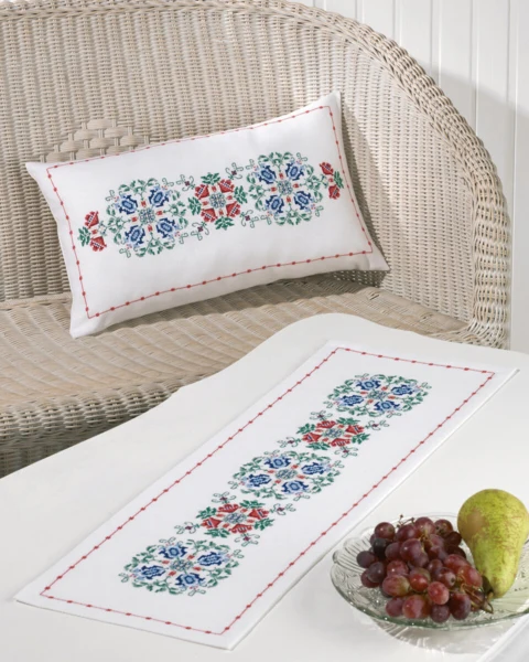 Broderikit Tidløs pude 49 x 29 cm