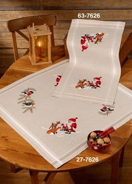 Broderikit Borddug Julemand m/skovens dyr