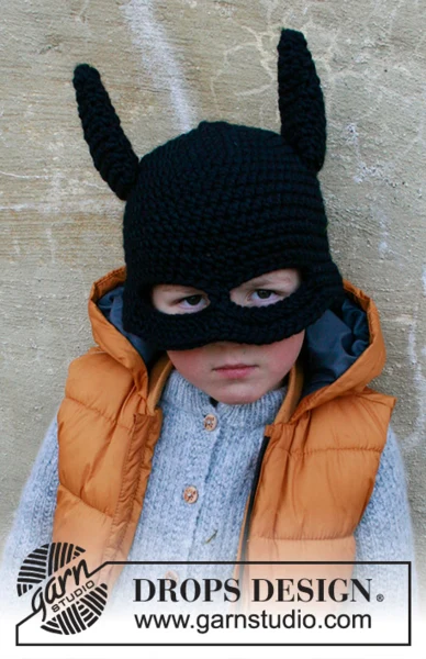 37-25 Bat Hat by DROPS Design
