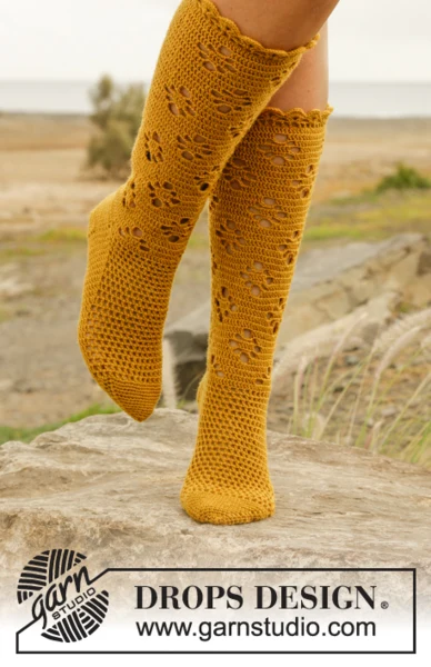 0-1242 Walking on Sunshine by DROPS Design