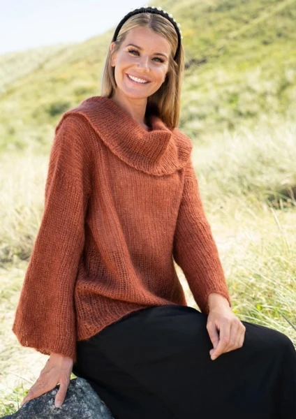 1813 Bluse med Stor Rund Krave