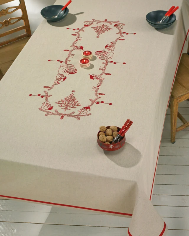 Broderikit Små nisser 144 x 234 cm