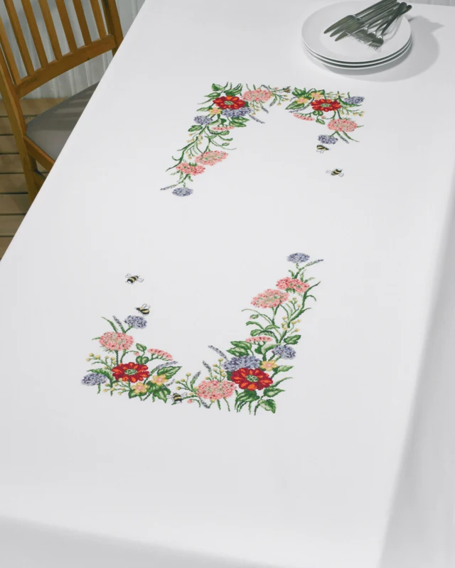 Broderikit Markblomster 140 x 230 cm