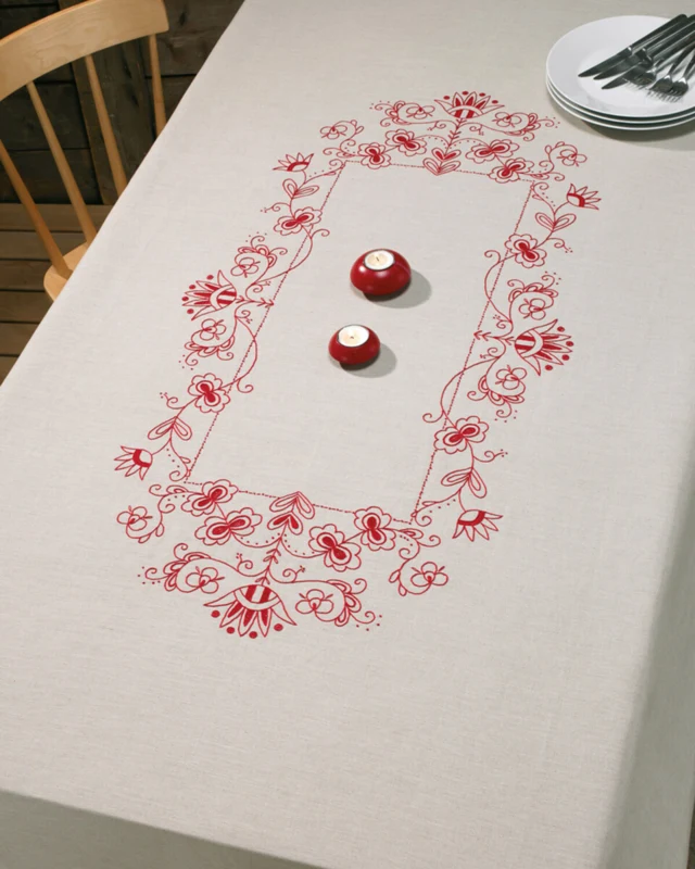 Broderikit Klassisk rød 140 x 230 cm