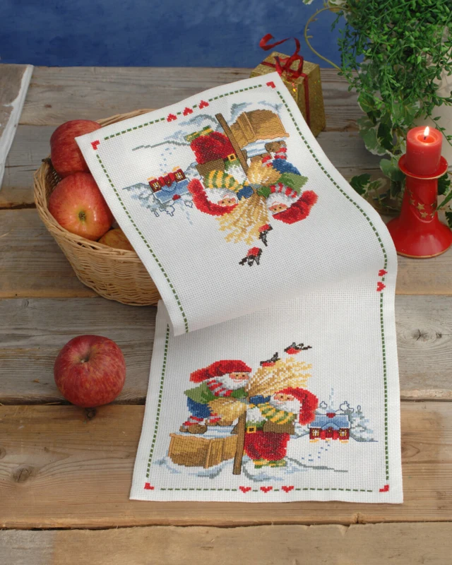 Broderikit Nisser m/neg 25 x 66 cm