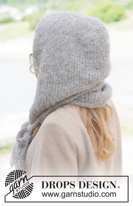 261-7 Soft Shelter Hood by DROPS Design