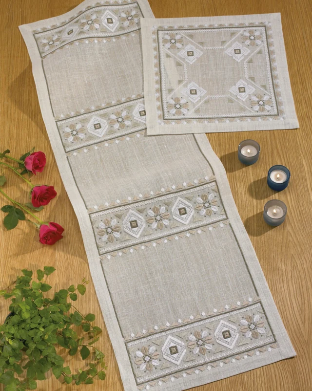Broderikit Beige/ Hvid 36x111cm