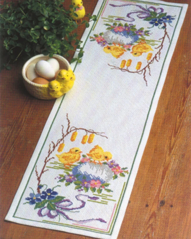 Broderikit Kyllinger på æg 27 x 92 cm