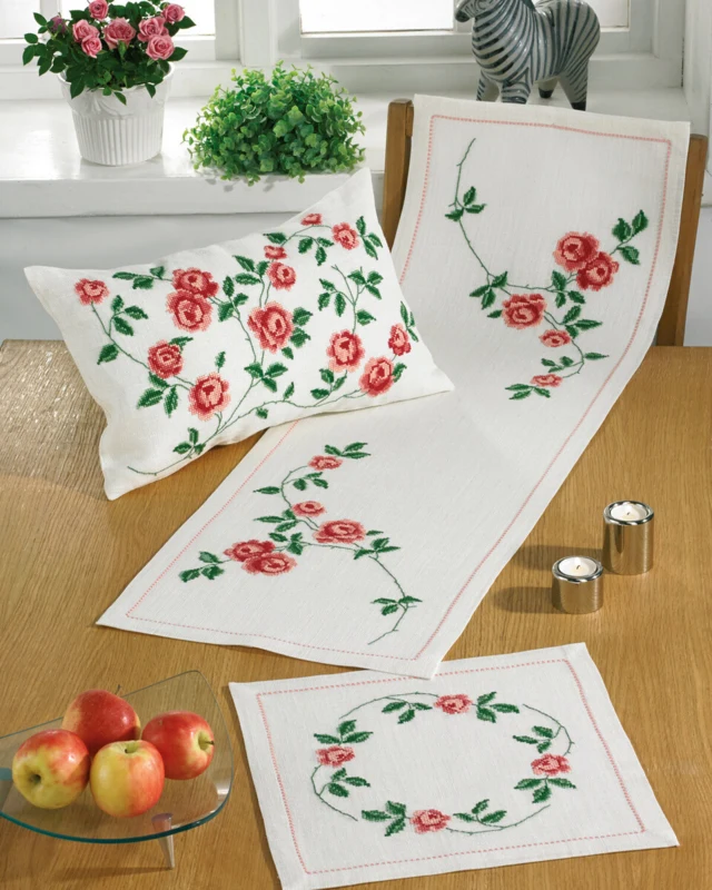 Broderikit Rosa roser 36 x 110 cm