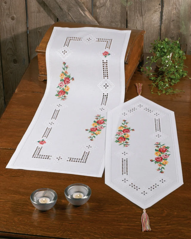 Broderikit Hardanger m/roser 38 x 101 cm
