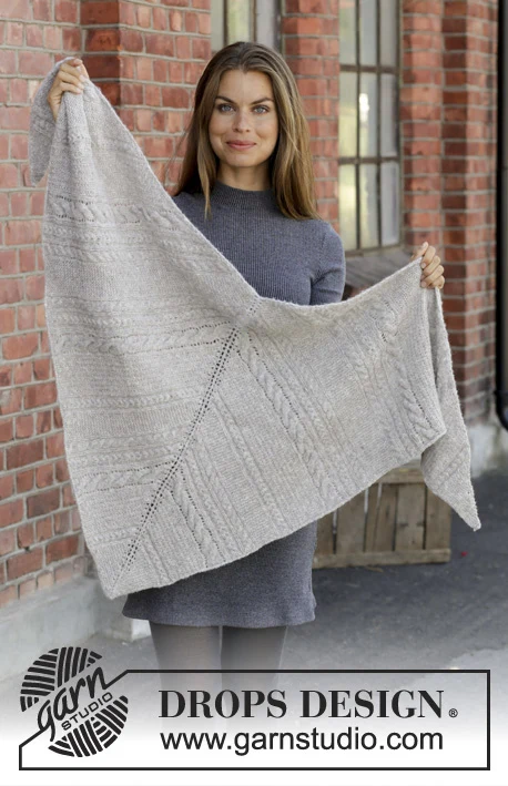 195-36 Shade of Winter by DROPS Design