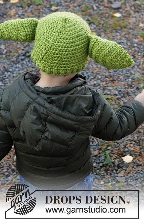 37-23 Green Ears by DROPS Design