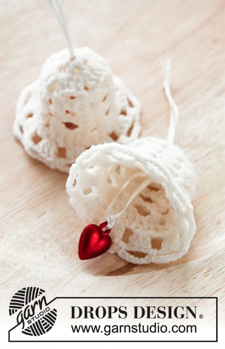 0-1446 Jingle Bells by DROPS Design