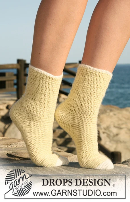120-35 Lemon Drops by DROPS Design