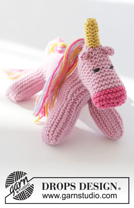 37-18 Rainbow the Unicorn by DROPS Design