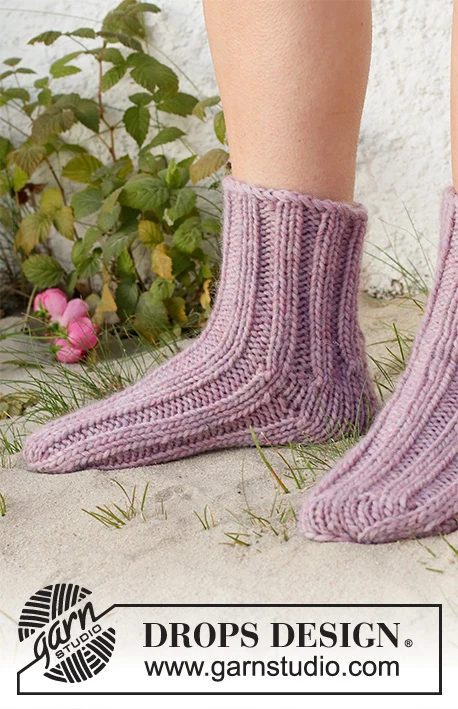 223-44 Hiking the Highlands by DROPS Design