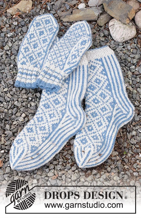 214-54 Fjord Mosaic Set by DROPS Design