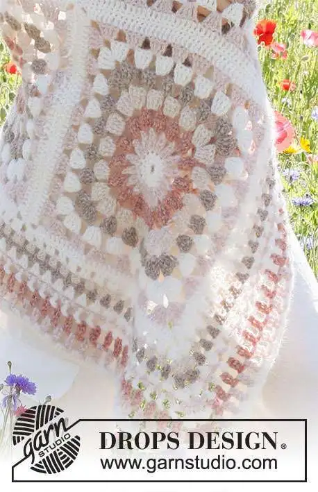 229-5 Grandma’s Hugs by DROPS Design
