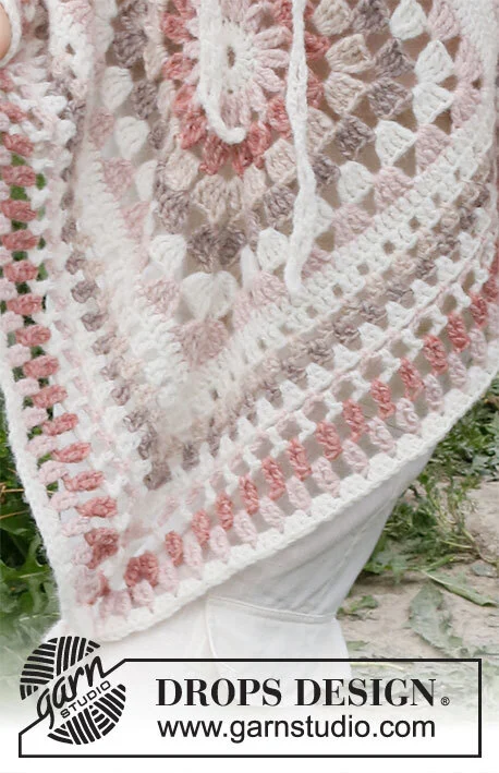 229-15 Carefree Feeling by DROPS Design