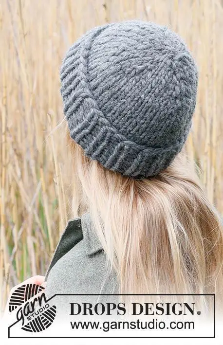 234-34 Polar Night Hat by DROPS Design