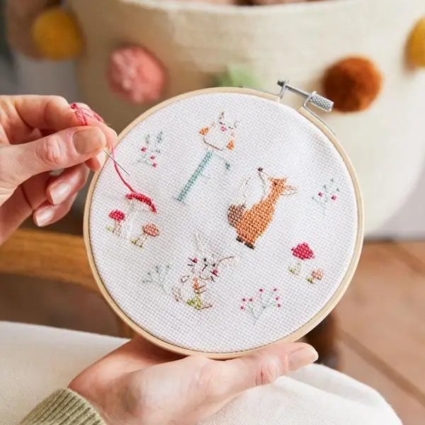 DMC Gift of Stitch Korsstingsbroderikit, Skovvenner