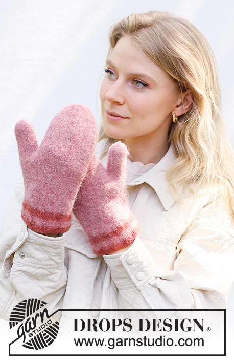 242-49 Snowslide Mittens by DROPS Design