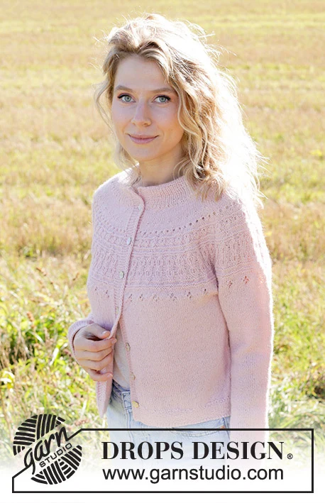 248-25 Quilting Bee Cardigan by DROPS Design