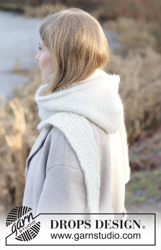 253-60 Snowflake Hood by DROPS Design