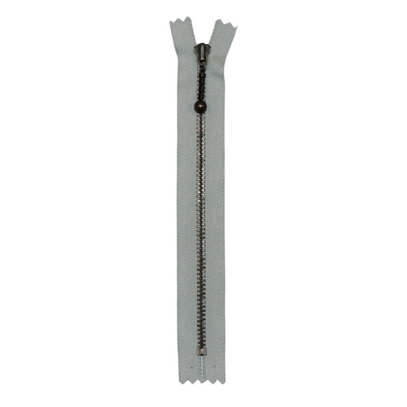 YKK Fast Lynlås Antik Messing 4 mm 23 cm 574 Lys grå