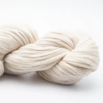 Manos del Uruguay Fino SF414 Ivory