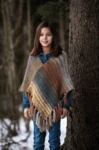 92378 Enkel rätstickad barnponcho i Cookie