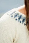 MR37-06+07 Sweater